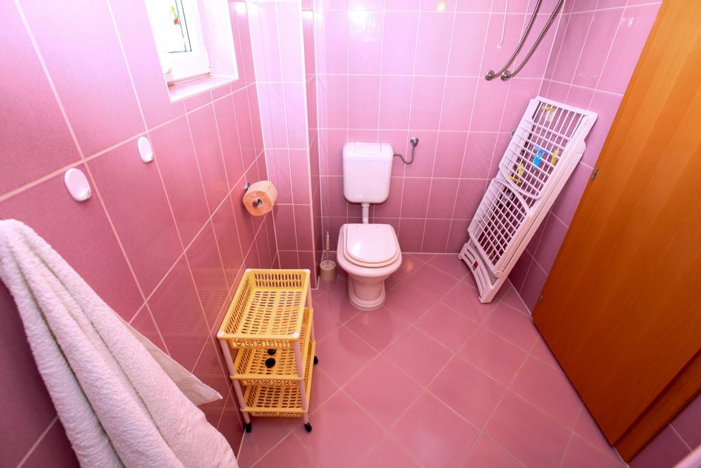 Apartments Miroslav Povljana Extérieur photo