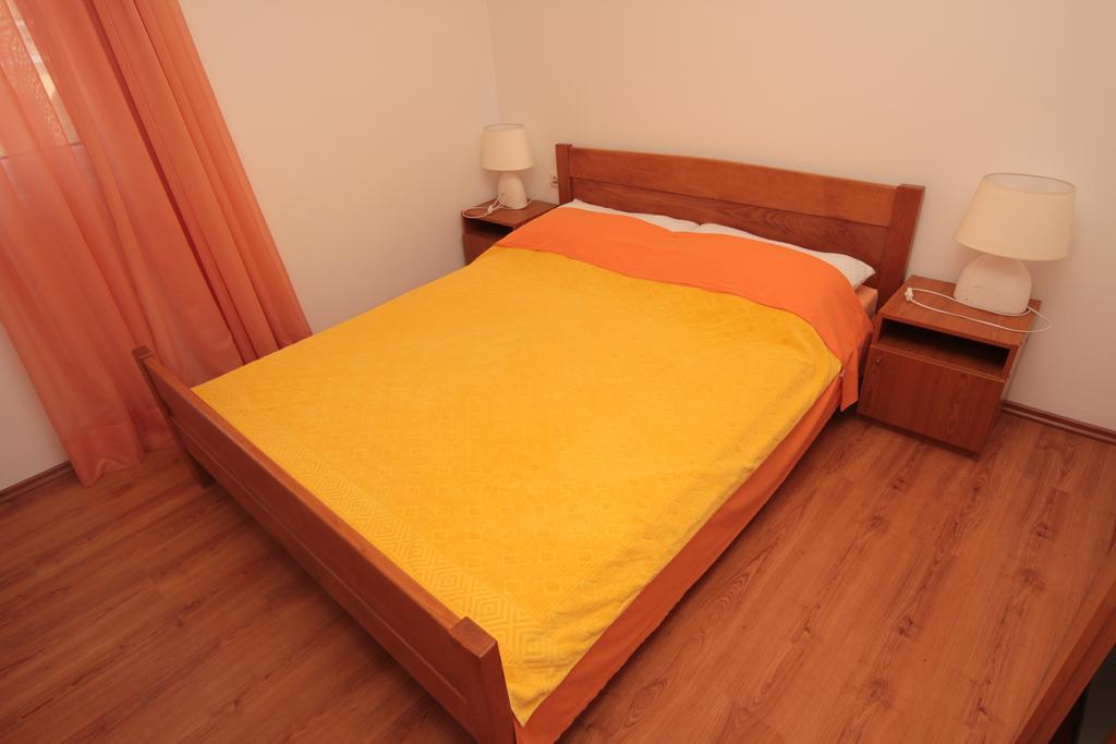 Apartments Miroslav Povljana Extérieur photo